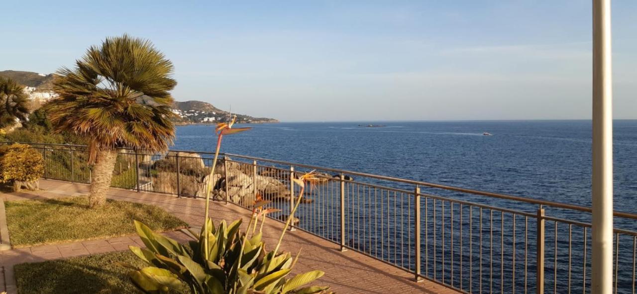 Roses Sobre El Mar Daire Dış mekan fotoğraf